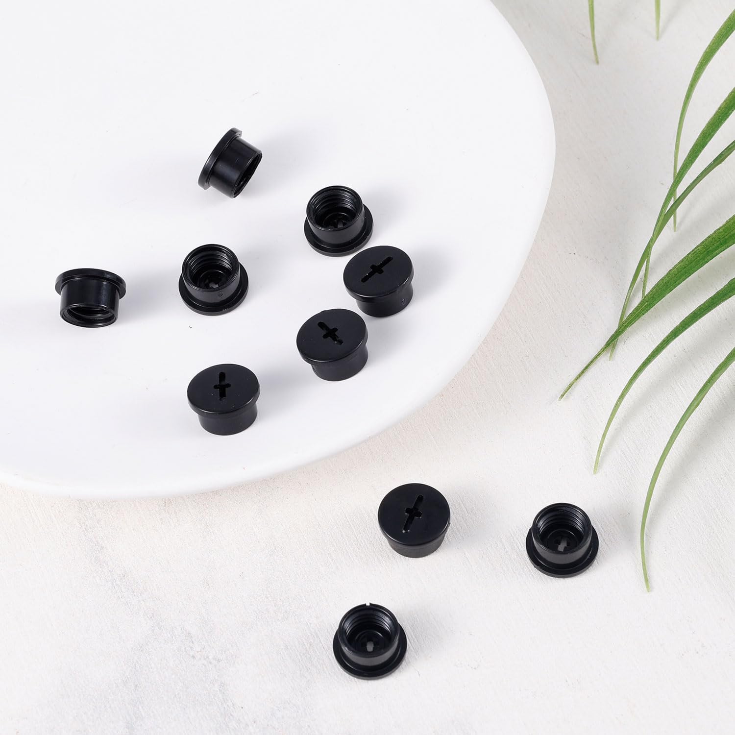 Sports Equipment Icon - 10 stuks M10 kunststof beschermkappen voor